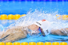 开云平台-库里稳定输出不掉线，步行者掀翻骑士，当旧神与新王在季后赛的岔路口相遇