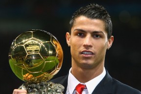 开云下载-76人战术压制篮网，恩比德成为关键先生