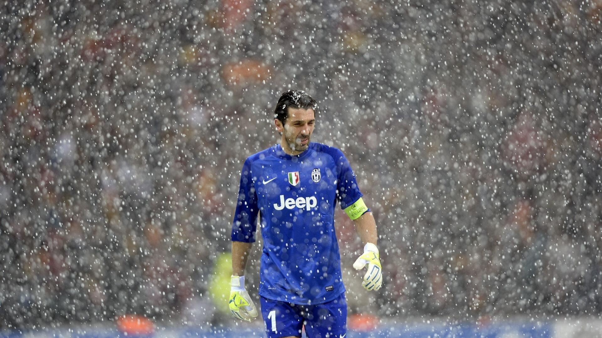 贝林厄姆一锤定音,尼斯铁蹄碾碎里昂,新秩序在法甲与西甲的夹缝中崛起