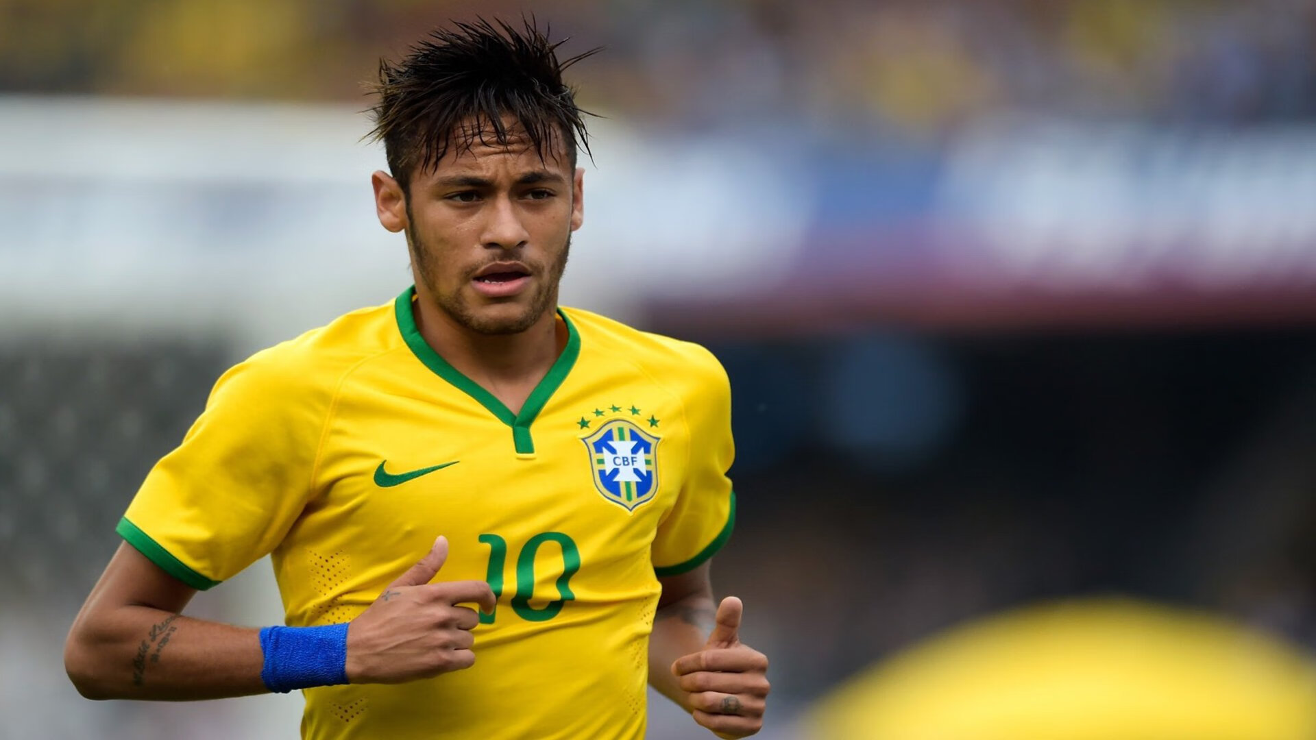 深圳队对阵太阳,霍勒迪惊艳四座,一场跨越太平洋的篮球对话